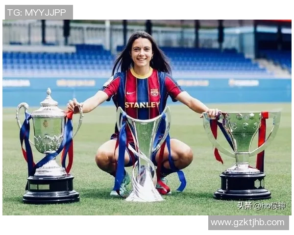 女足球星与偶像恋情曝光，场外爱情与场上拼搏引发热议